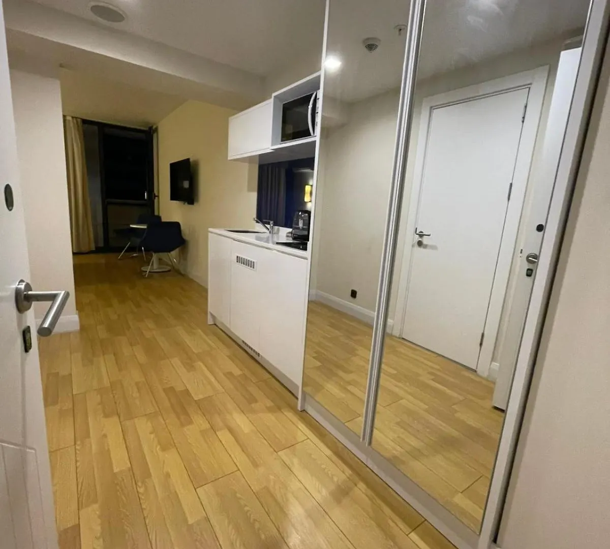 Apartmanhotel Spend Your Time In Batumi In Orbi City N4